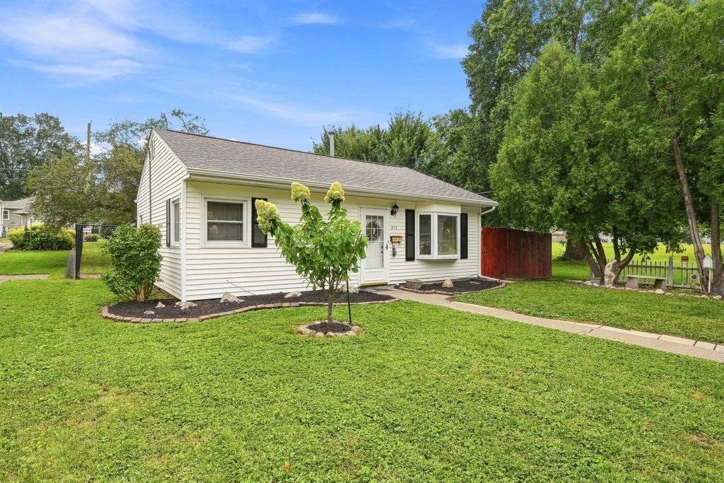 347 W 32nd ST, Davenport, IA 52803