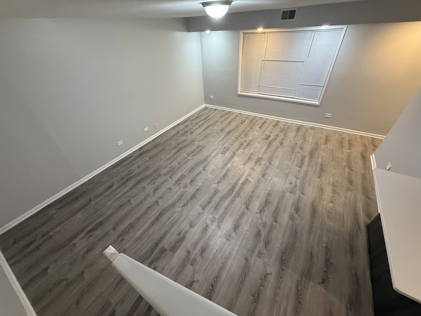 744 W GORDON TER #107, Chicago, IL 60613