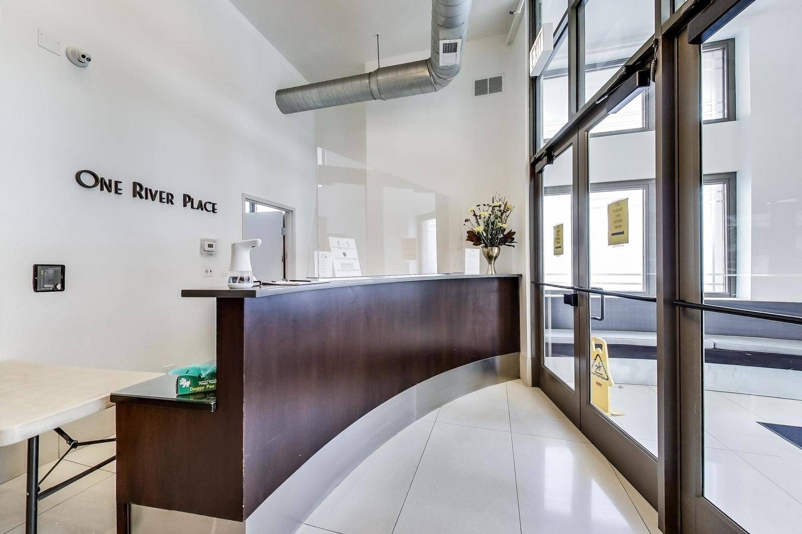 758 N Larrabee ST #630, Chicago, IL 60654