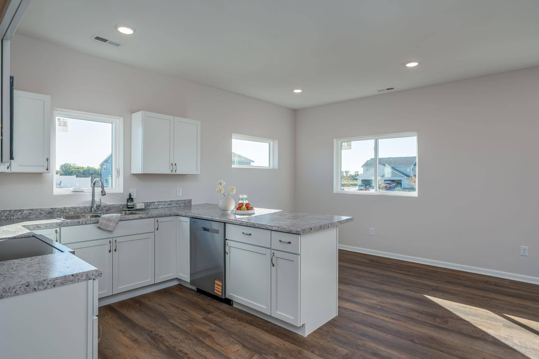 3117 & 3119 Noble DR, Mankato, MN 56001