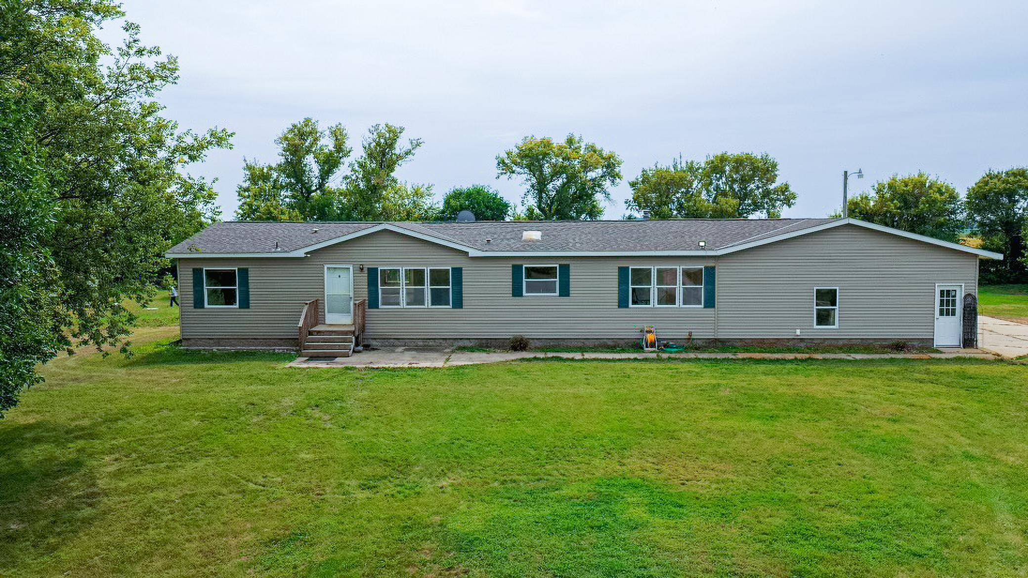 3030 60th ST SW, Montevideo, MN 56265