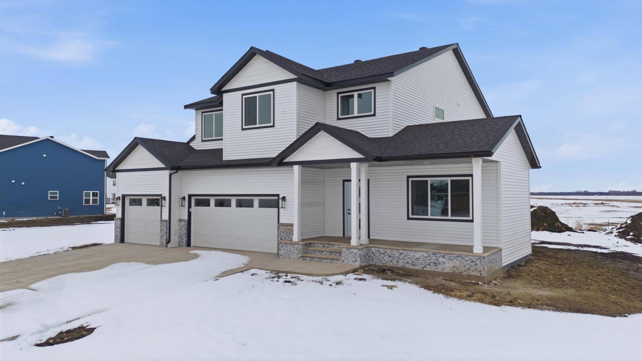 517 Prairie Pkwy, Kindred, ND 58051