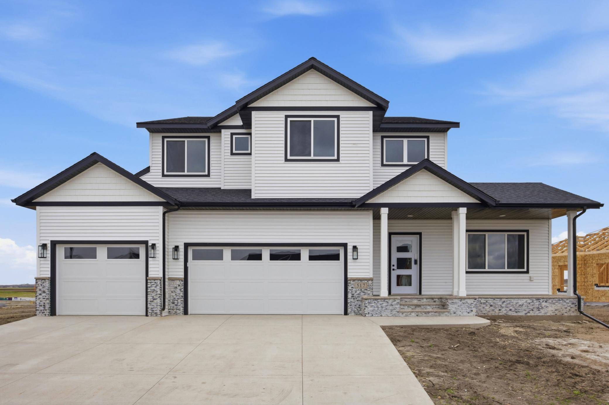 517 Prairie Pkwy, Kindred, ND 58051