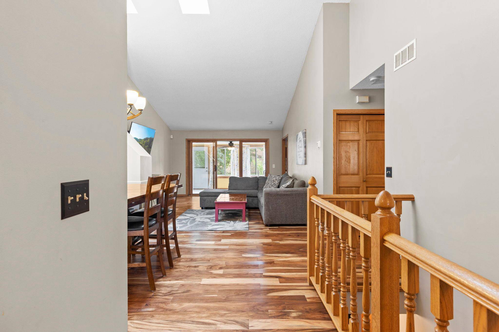 14621 Embassy AVE, Apple Valley, MN 55124