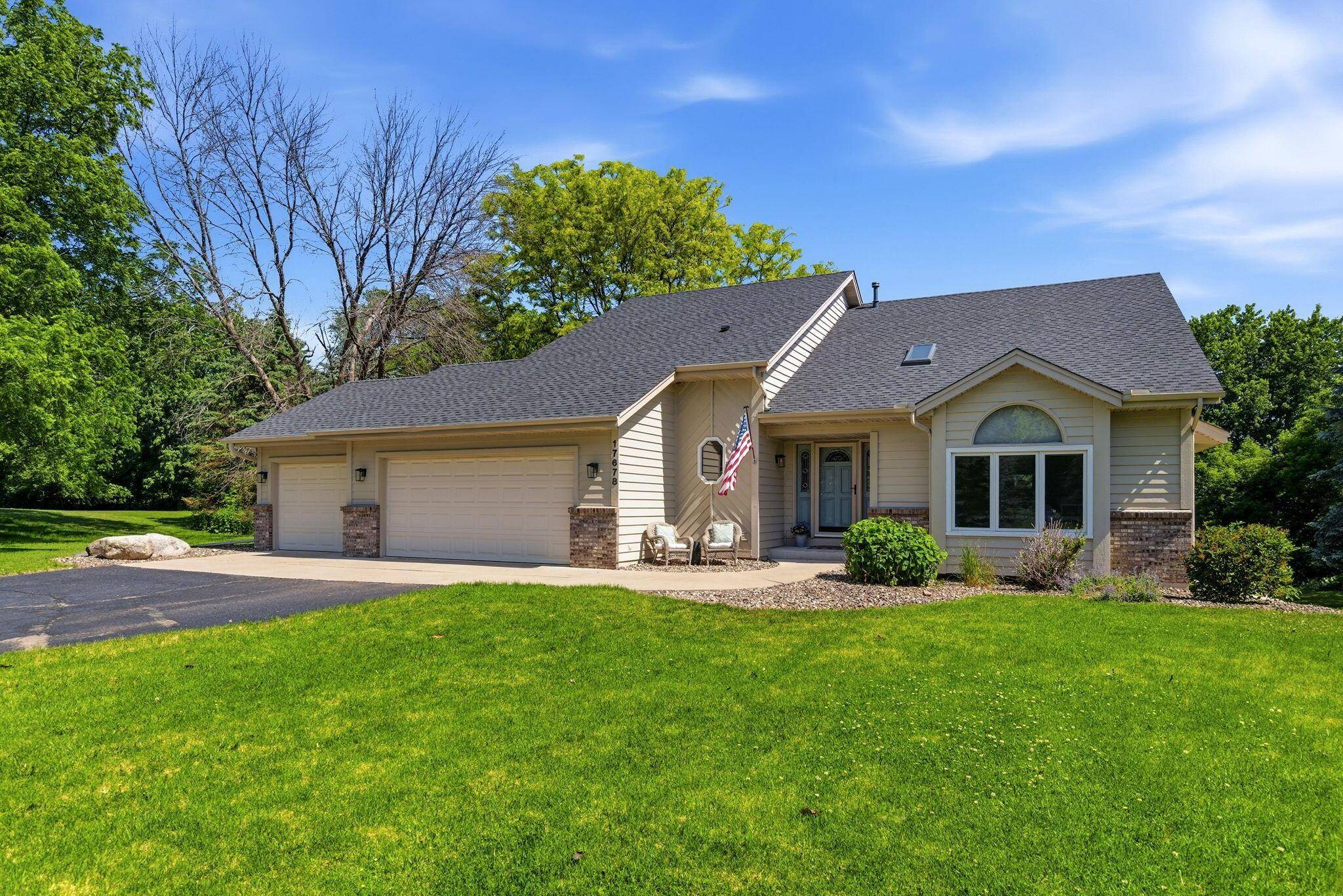 17678 Kettering TRL, Lakeville, MN 55044