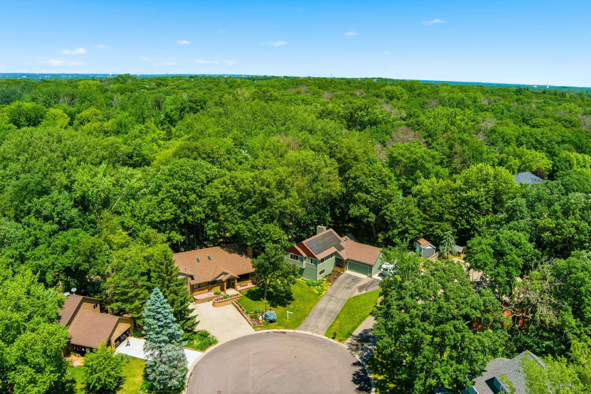 12568 Everest CT E, Apple Valley, MN 55124
