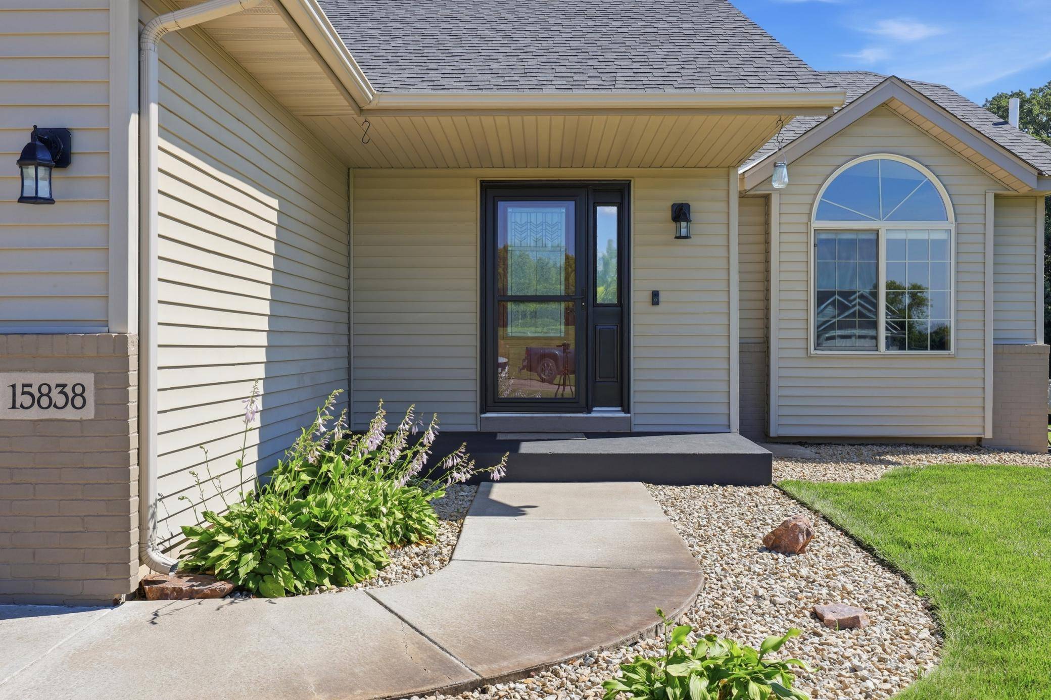 15838 100th ST SE, Becker, MN 55308