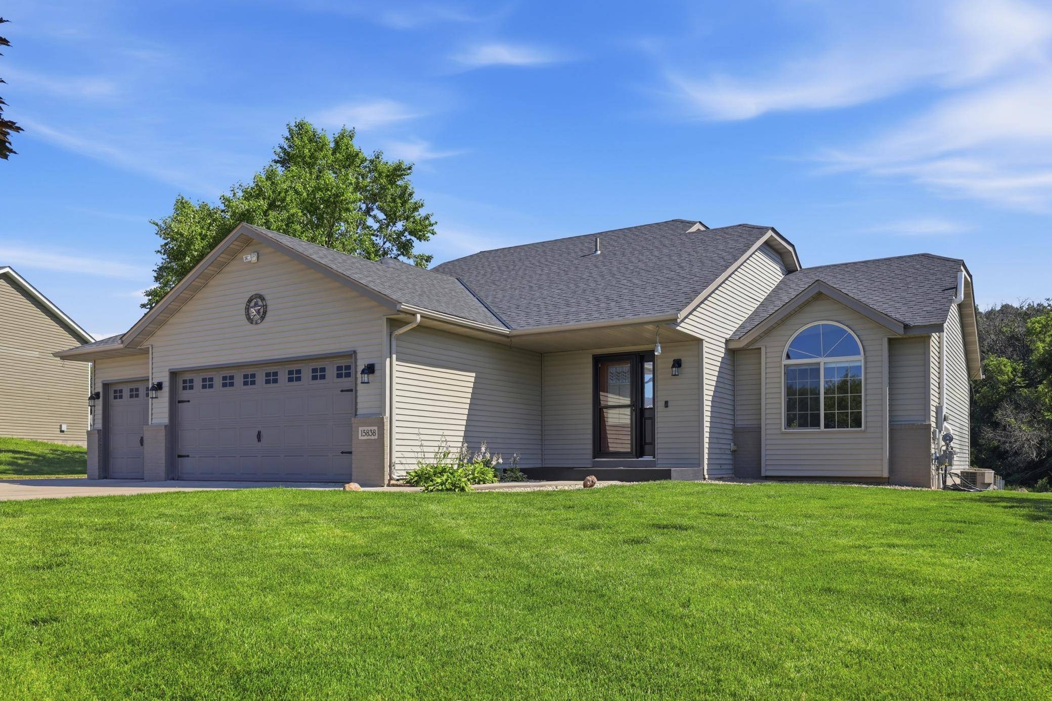15838 100th ST SE, Becker, MN 55308