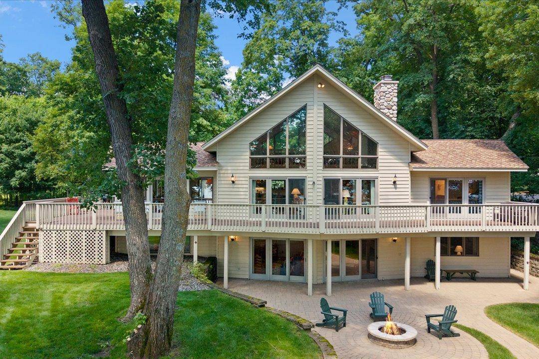 8882 Interlachen RD, Lake Shore, MN 56468