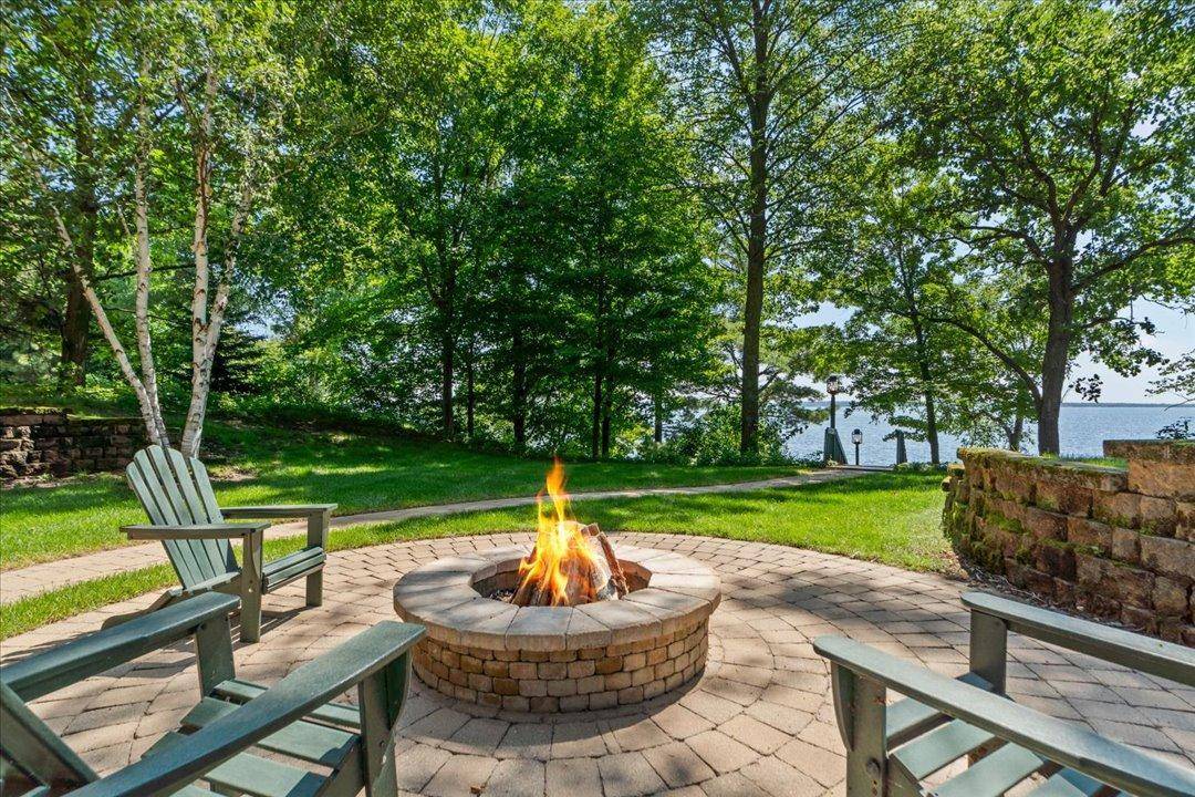 8882 Interlachen RD, Lake Shore, MN 56468