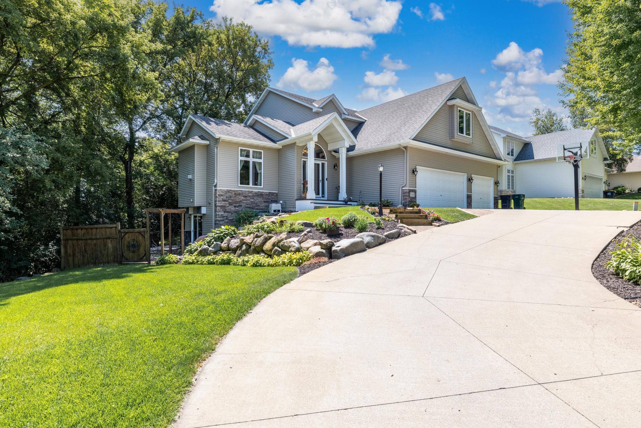 5100 198th ST W, Farmington, MN 55024