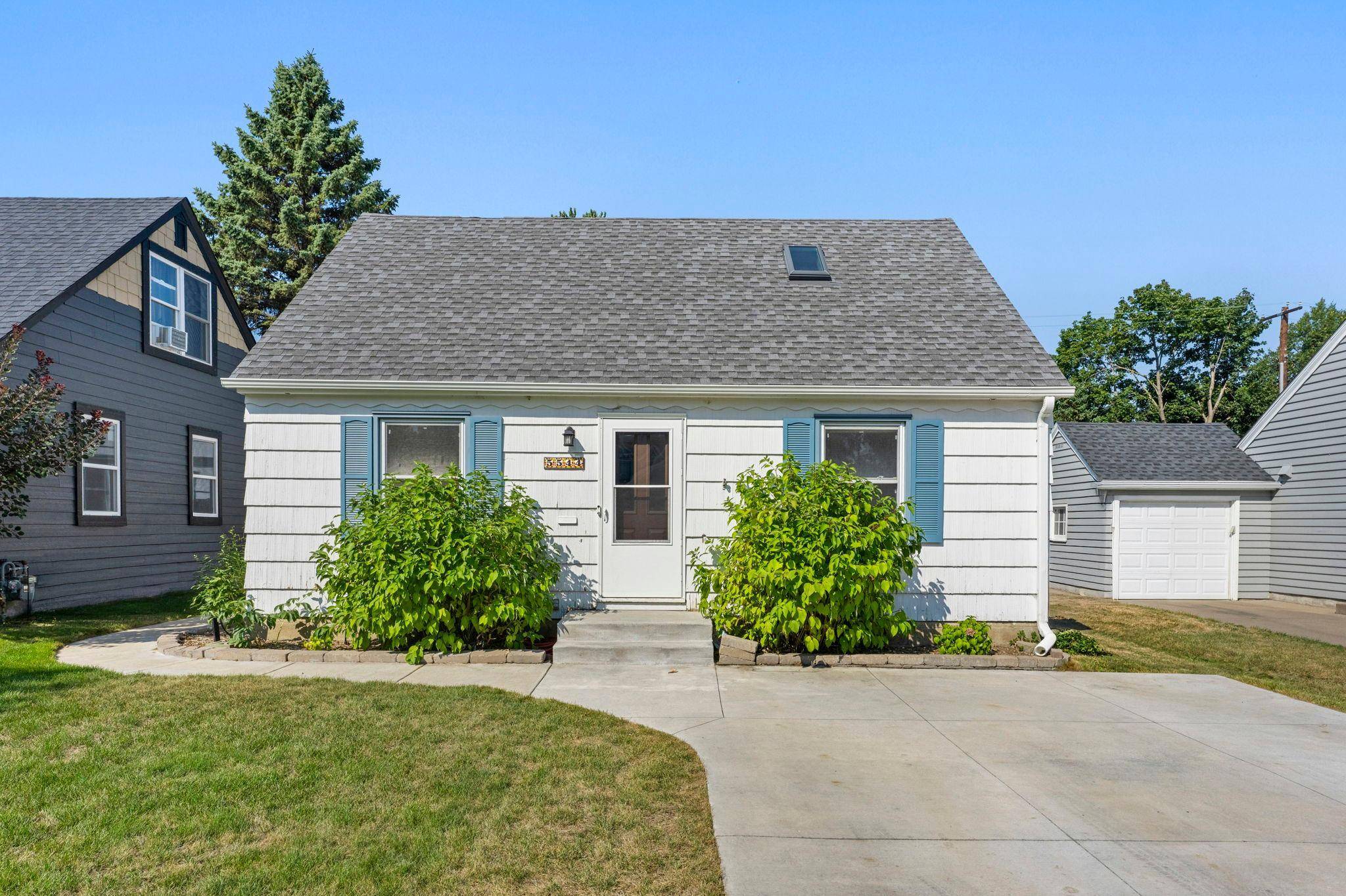 5544 York AVE S, Edina, MN 55410