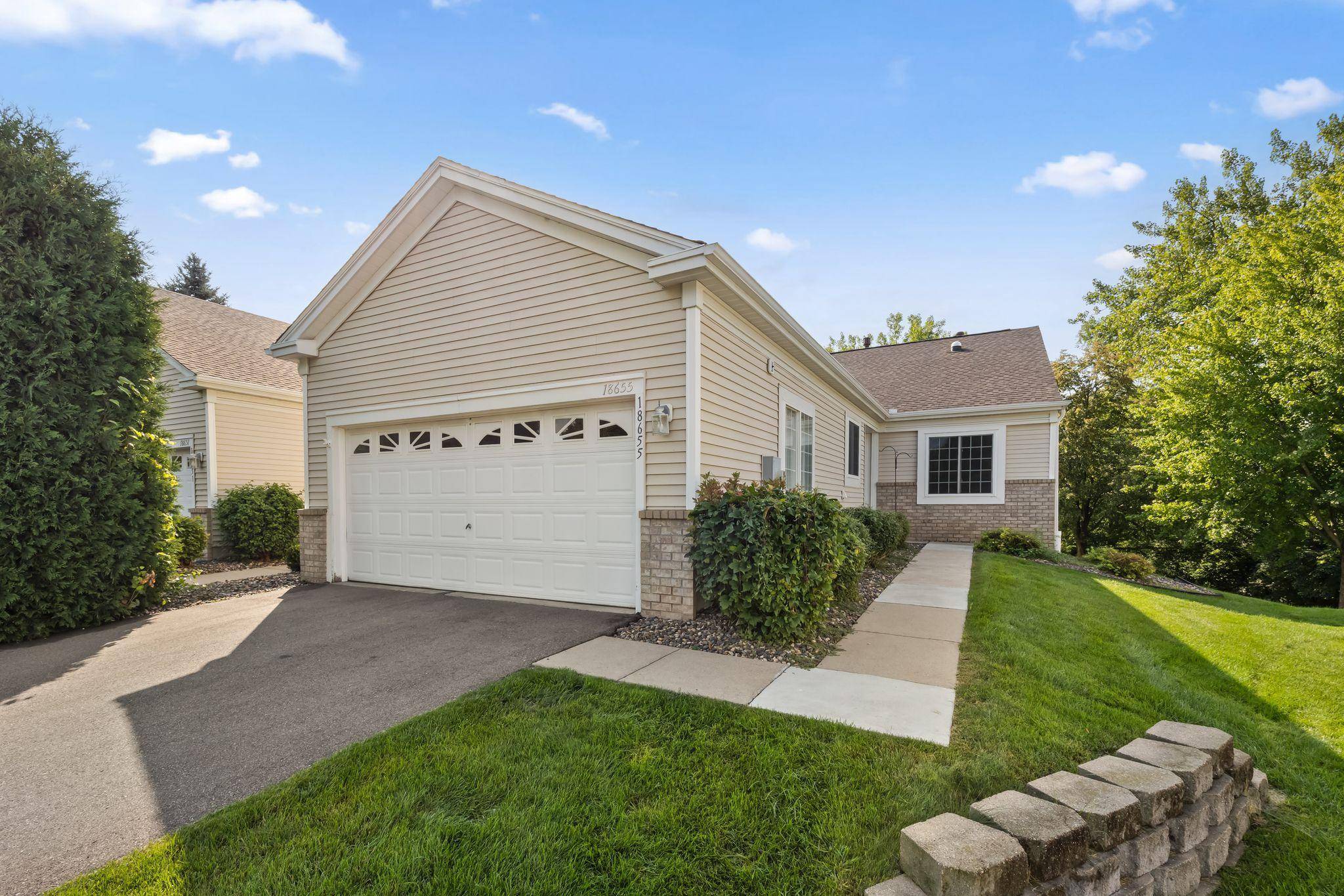 18655 Kalmar TRL, Lakeville, MN 55044