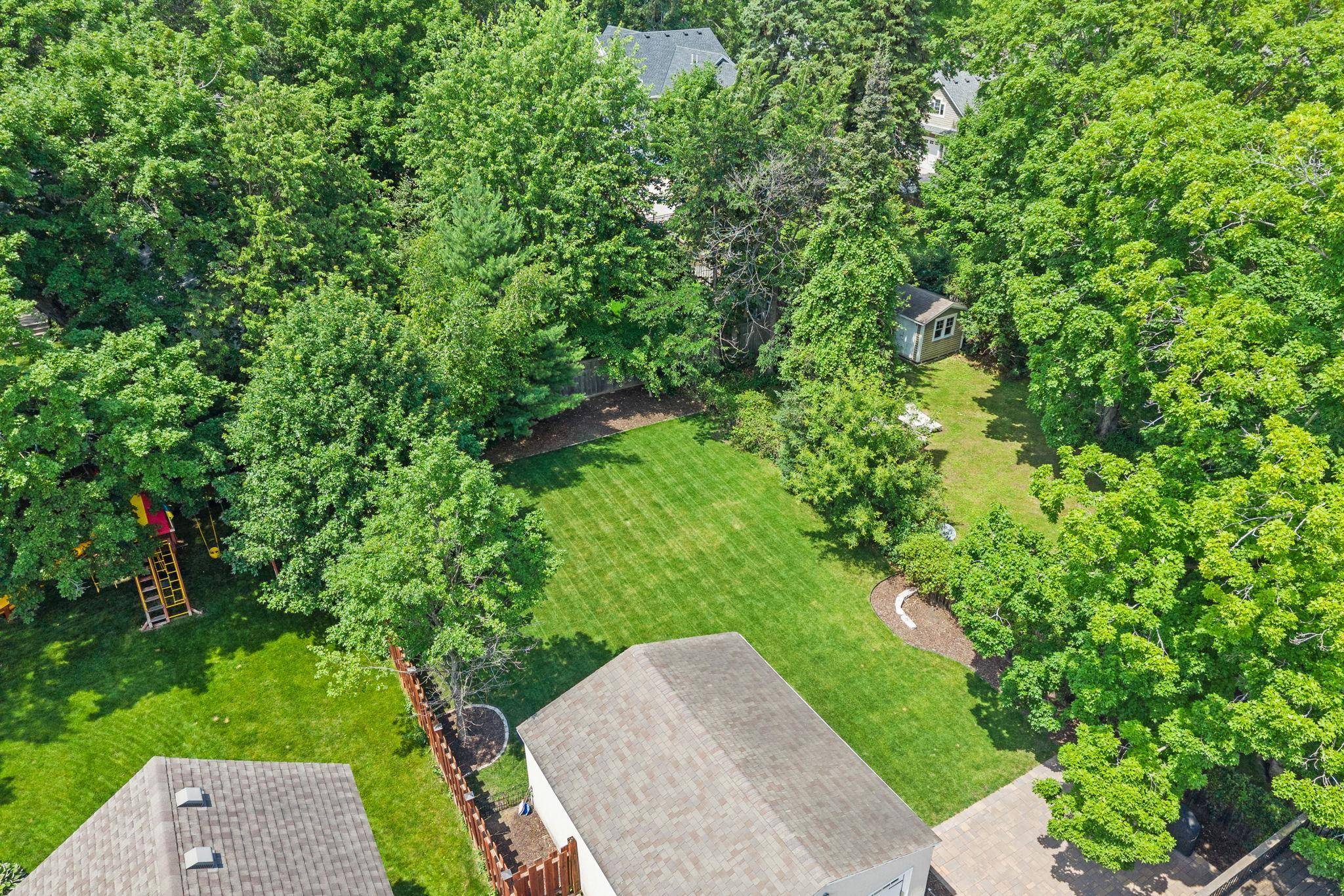219 Chicago AVE N, Wayzata, MN 55391