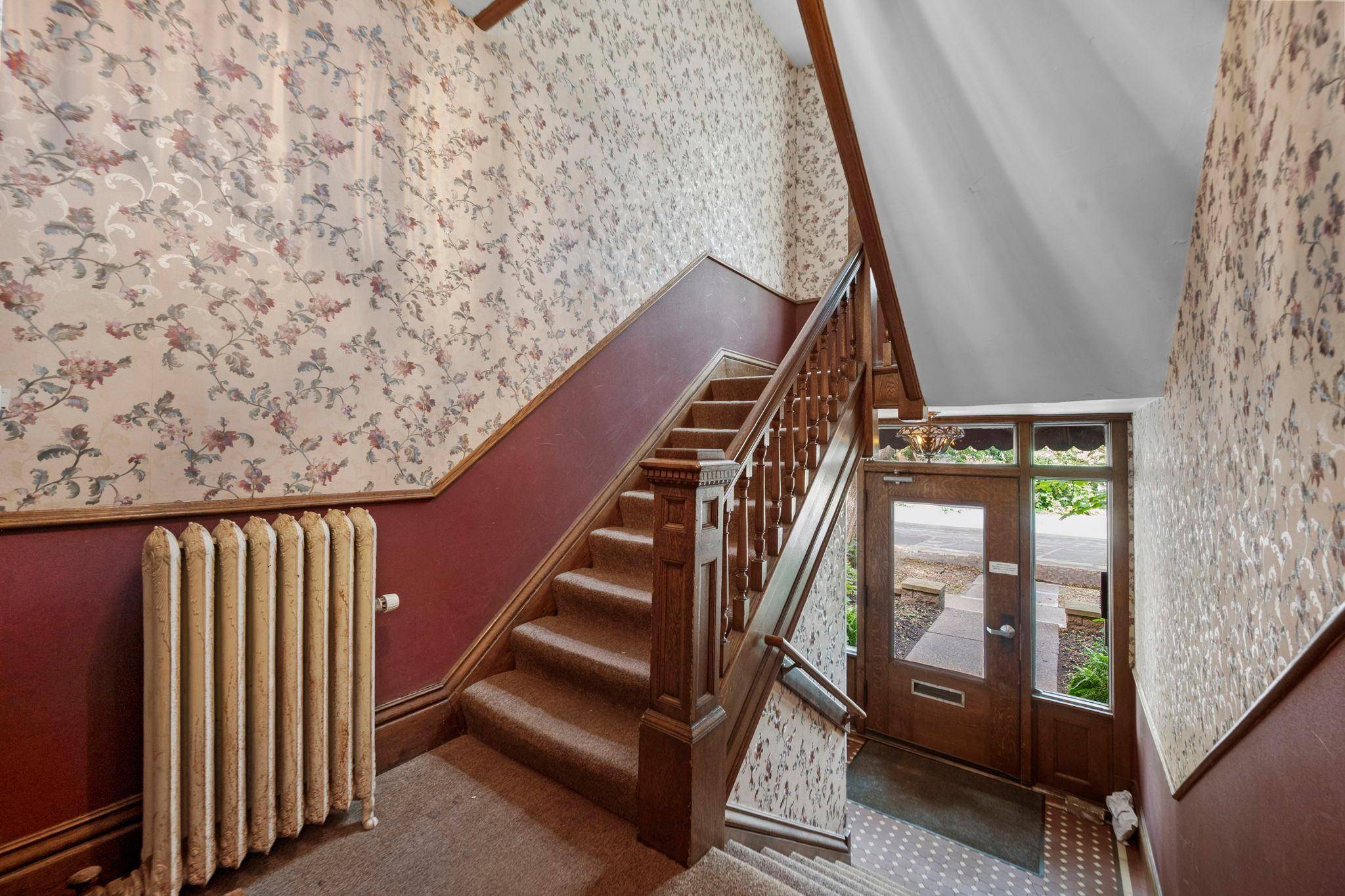 294 Dayton AVE #1E, Saint Paul, MN 55102
