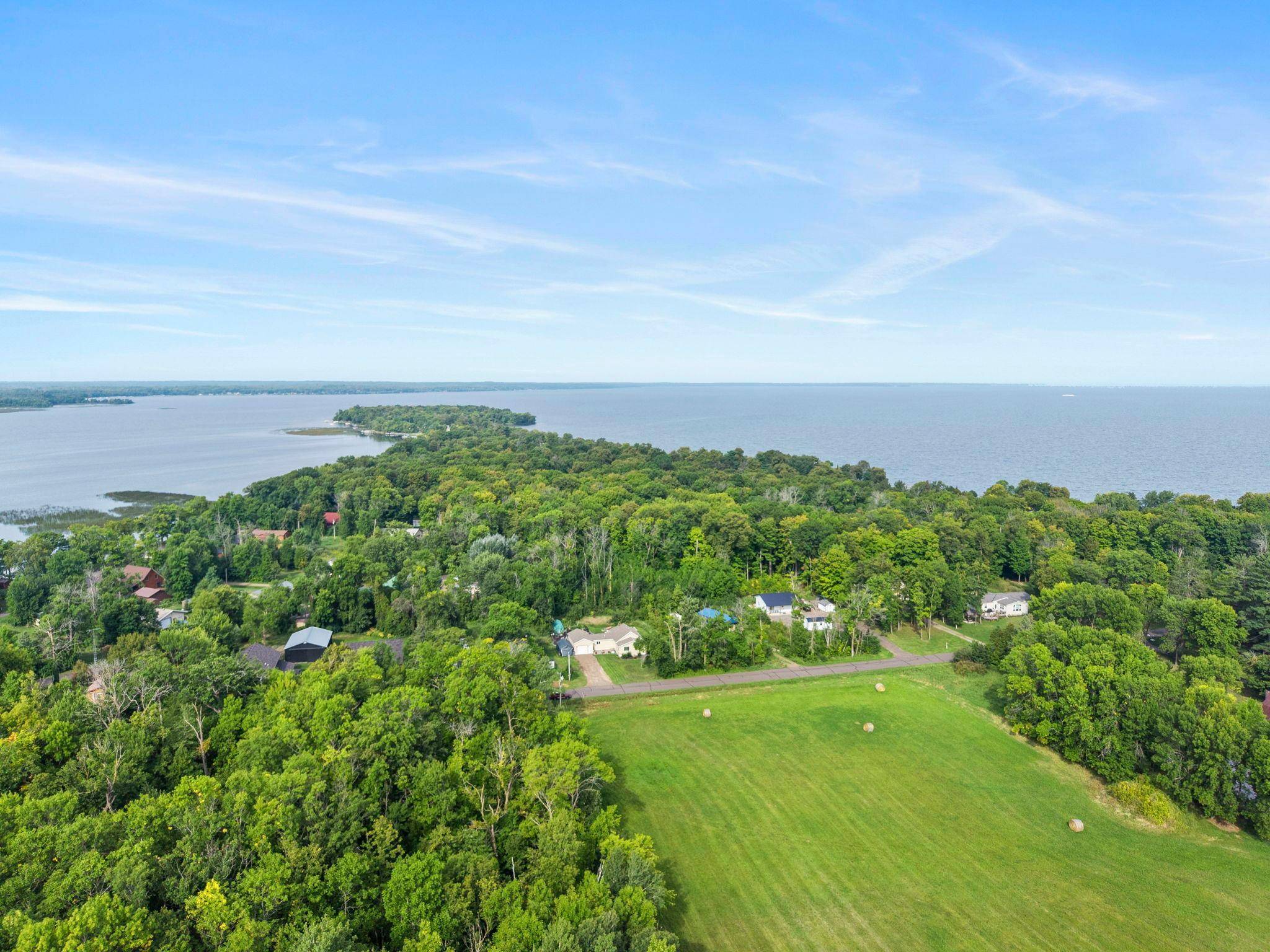 39679 92nd AVE, Onamia, MN 56359