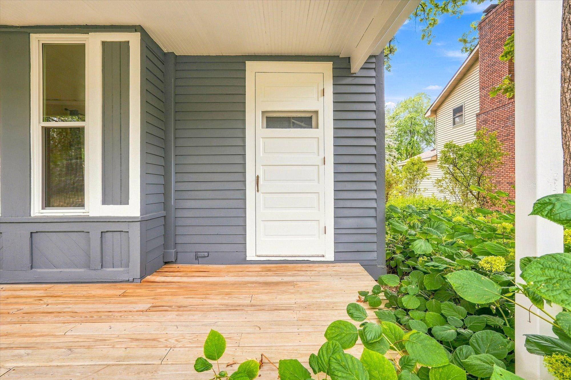 2819 Helen ST N, North Saint Paul, MN 55109
