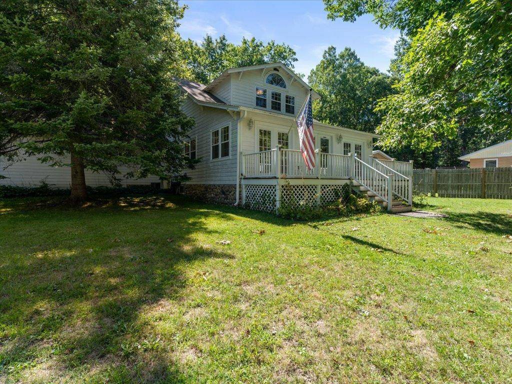 209 Park AVE W, Hackensack, MN 56452