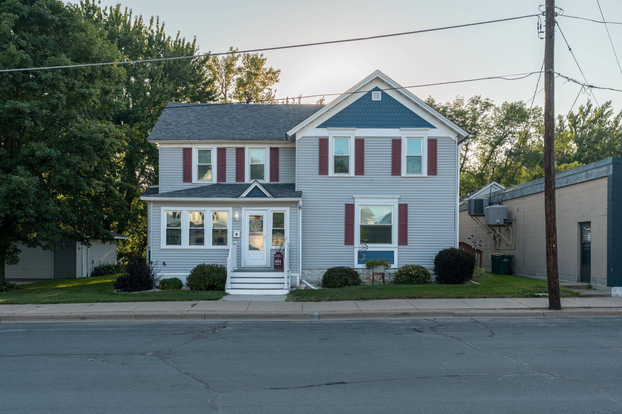 404 1st ST S, Montgomery, MN 56069