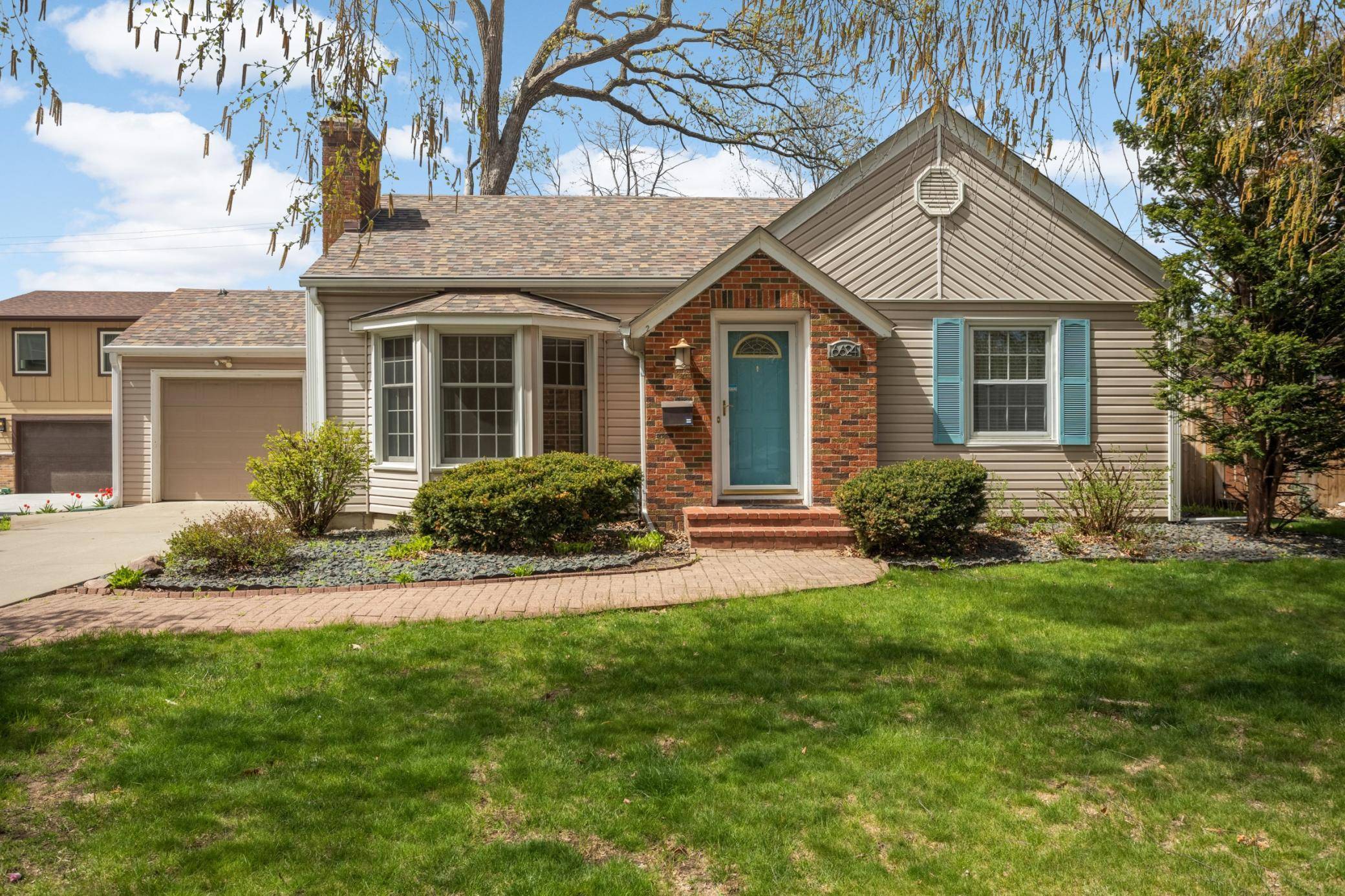 6624 Oliver AVE S, Richfield, MN 55423