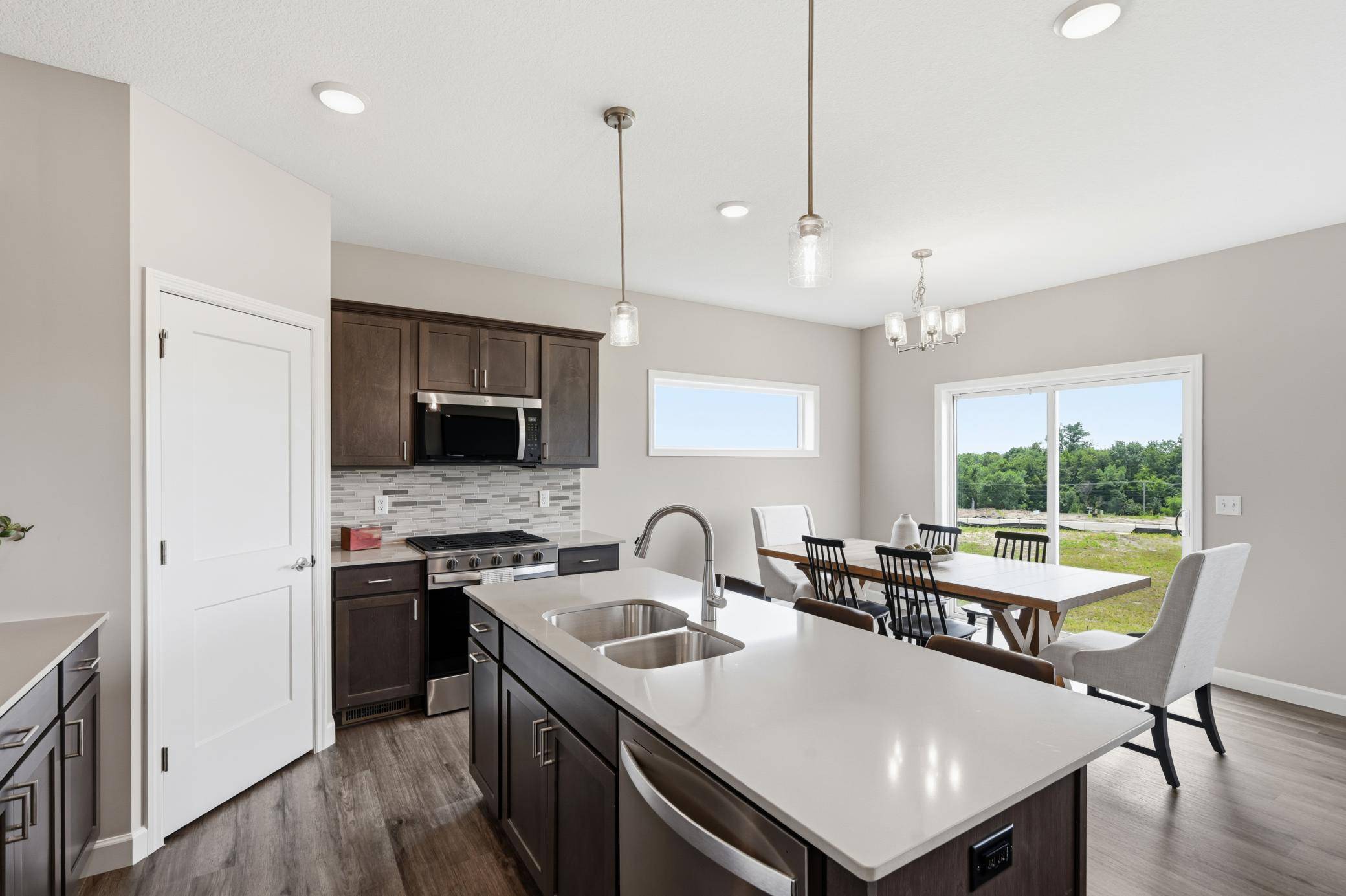 937 Kepler AVE NE, Hanover, MN 55341