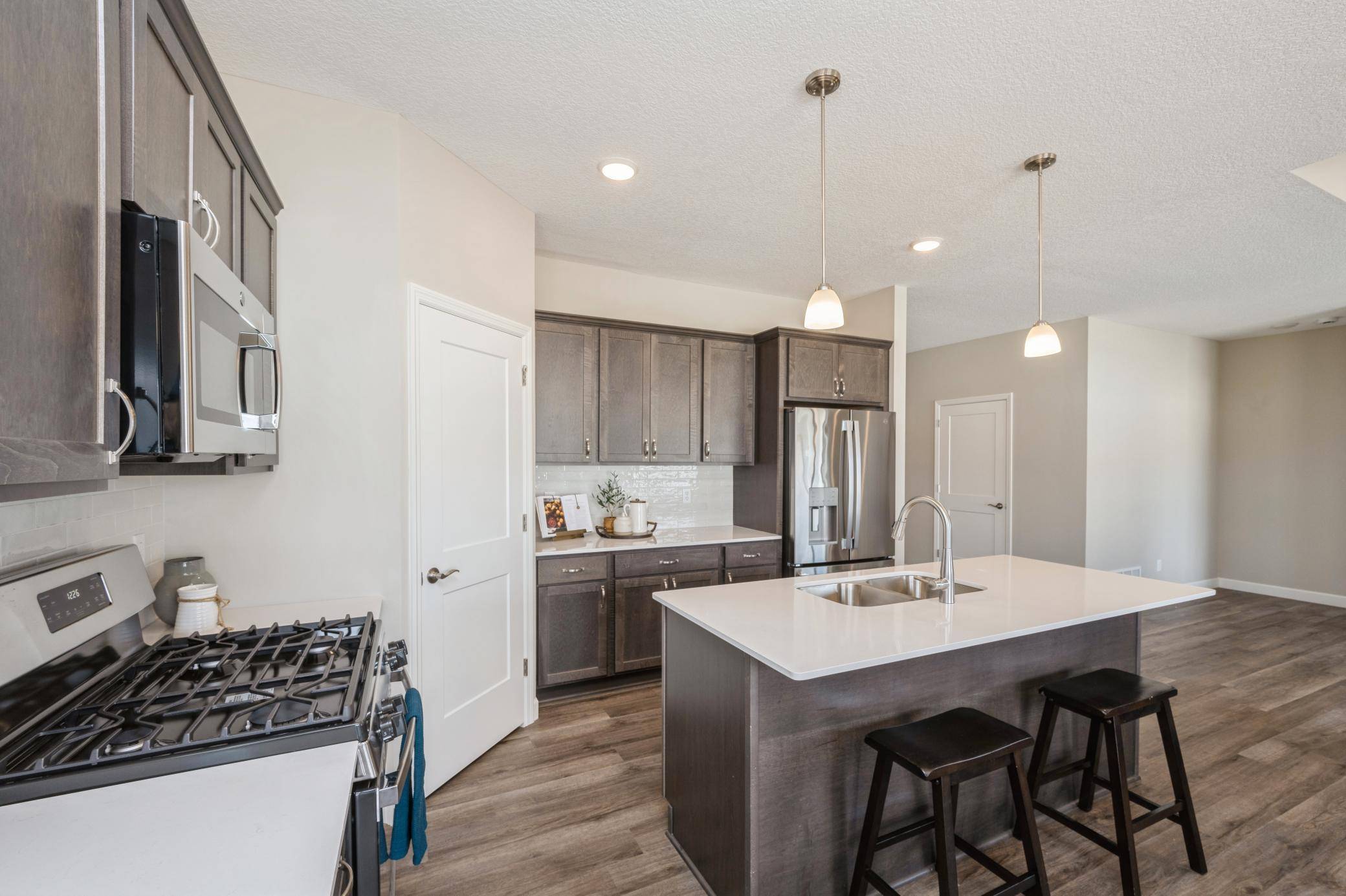 290 Emmy LN, Hanover, MN 55341