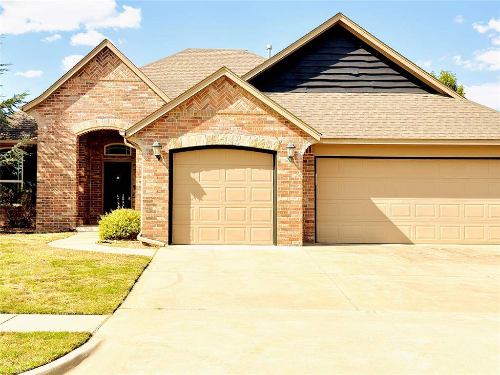 11733 SW 22nd TER, Yukon, OK 73099
