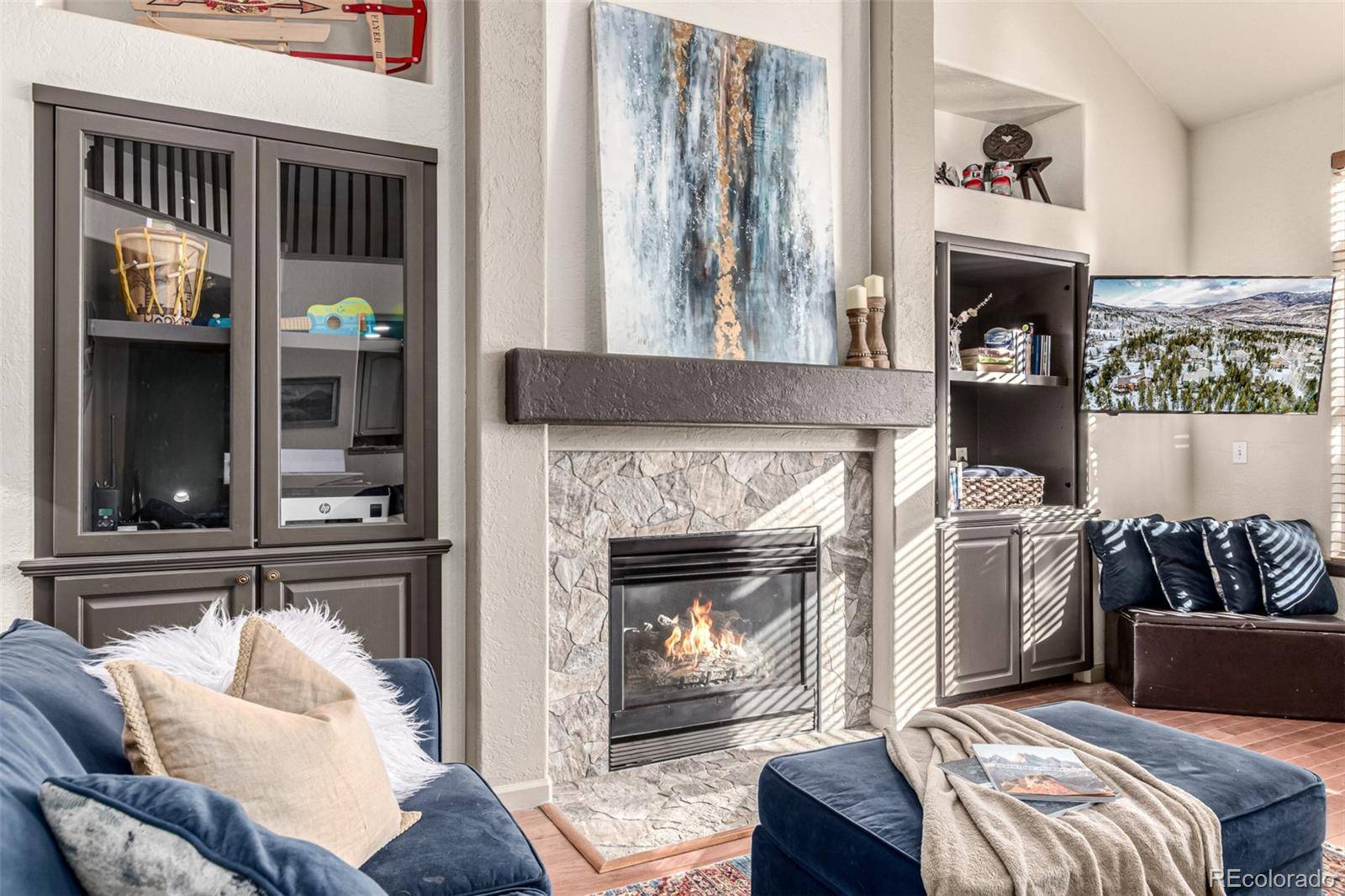 308 Red Hawk CIR, Silverthorne, CO 80498