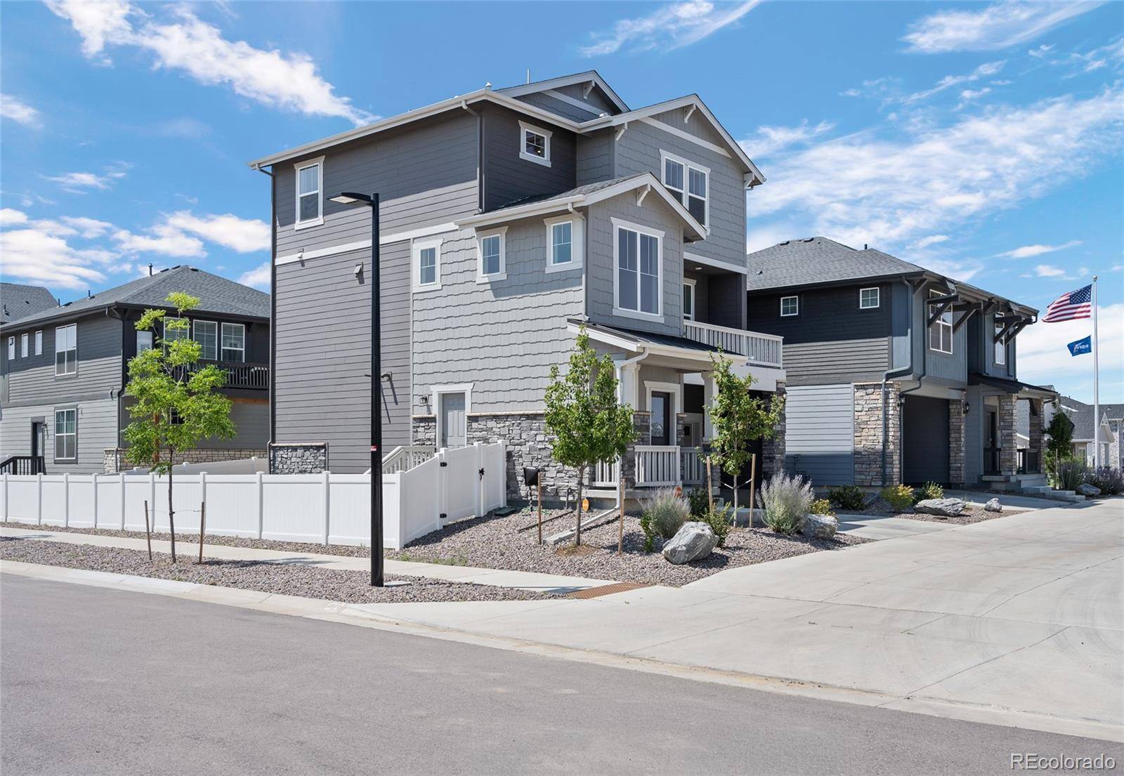 1949 S Fultondale WAY, Aurora, CO 80018