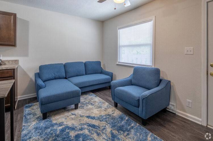 405 Beech St #24, Clarksville, TN 37042