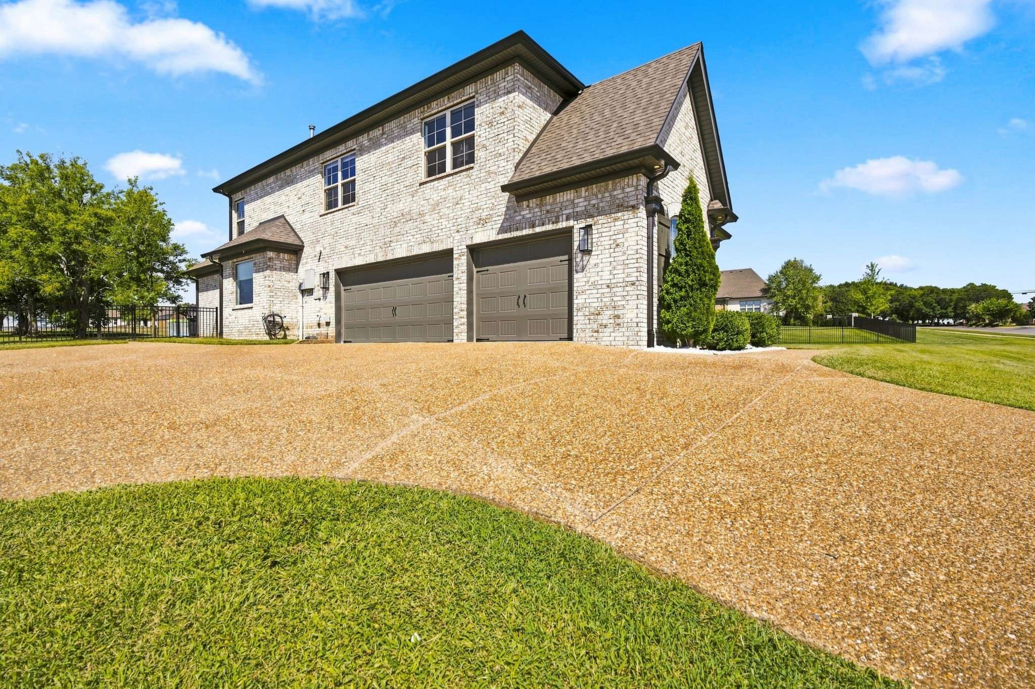 94 Mulberry Grv, Gallatin, TN 37066