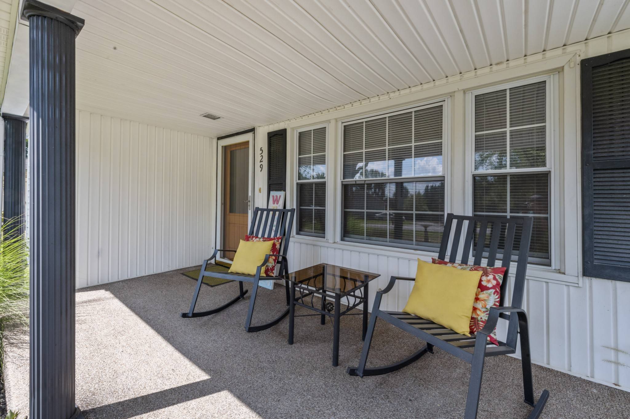 529 W Market St, Portland, TN 37148