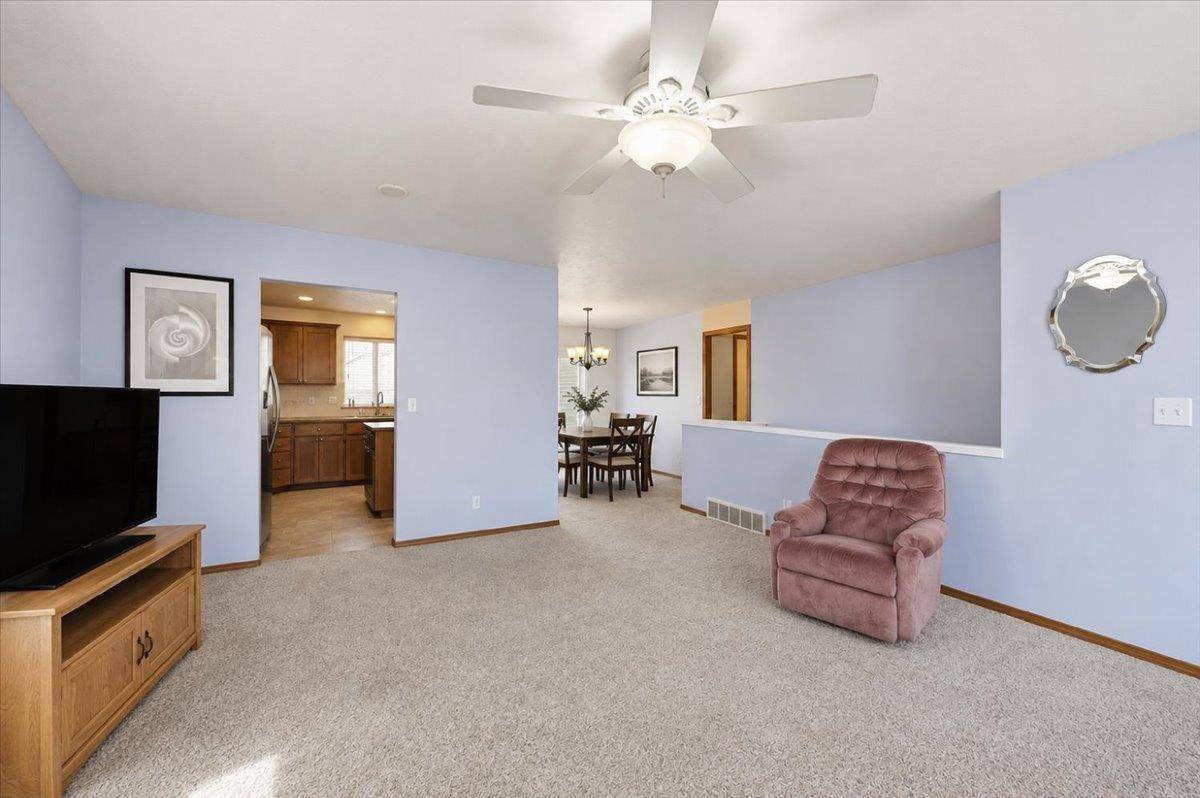 1413 S Avalon Ln, Spokane Valley, WA 99216