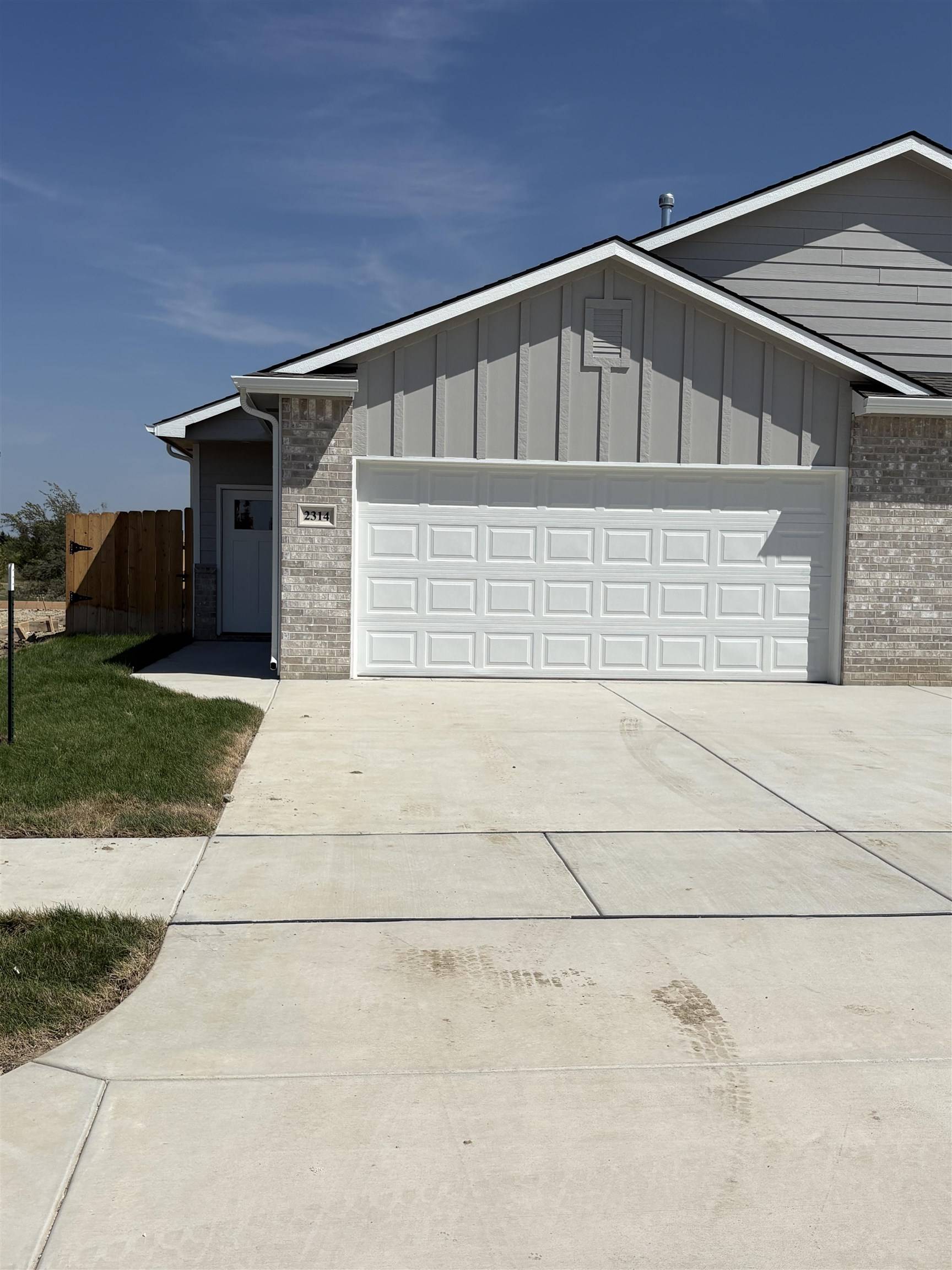 2314-2316 S Horseback St, Wichita, KS 67230