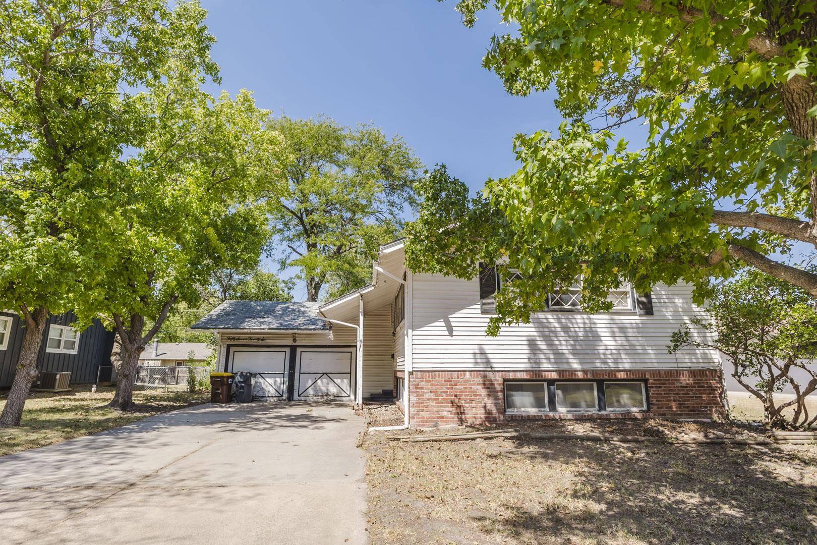 5726 Hanover St., Wichita, KS 67220