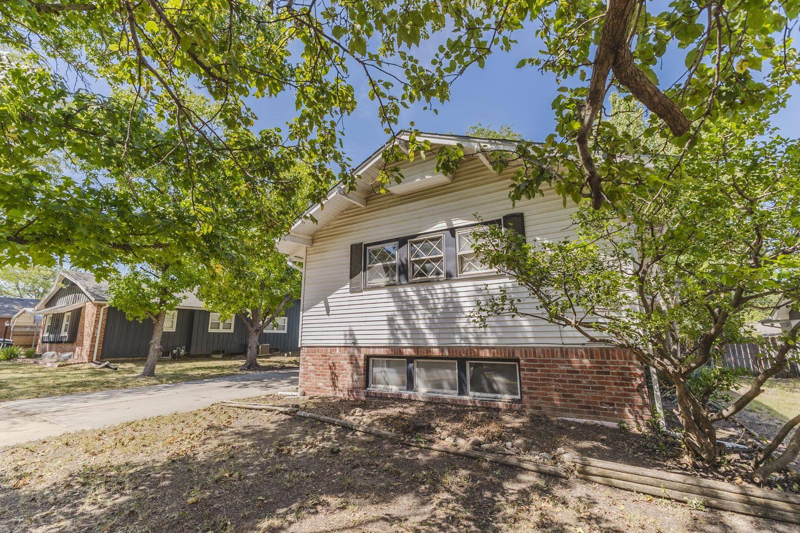 5726 Hanover St., Wichita, KS 67220