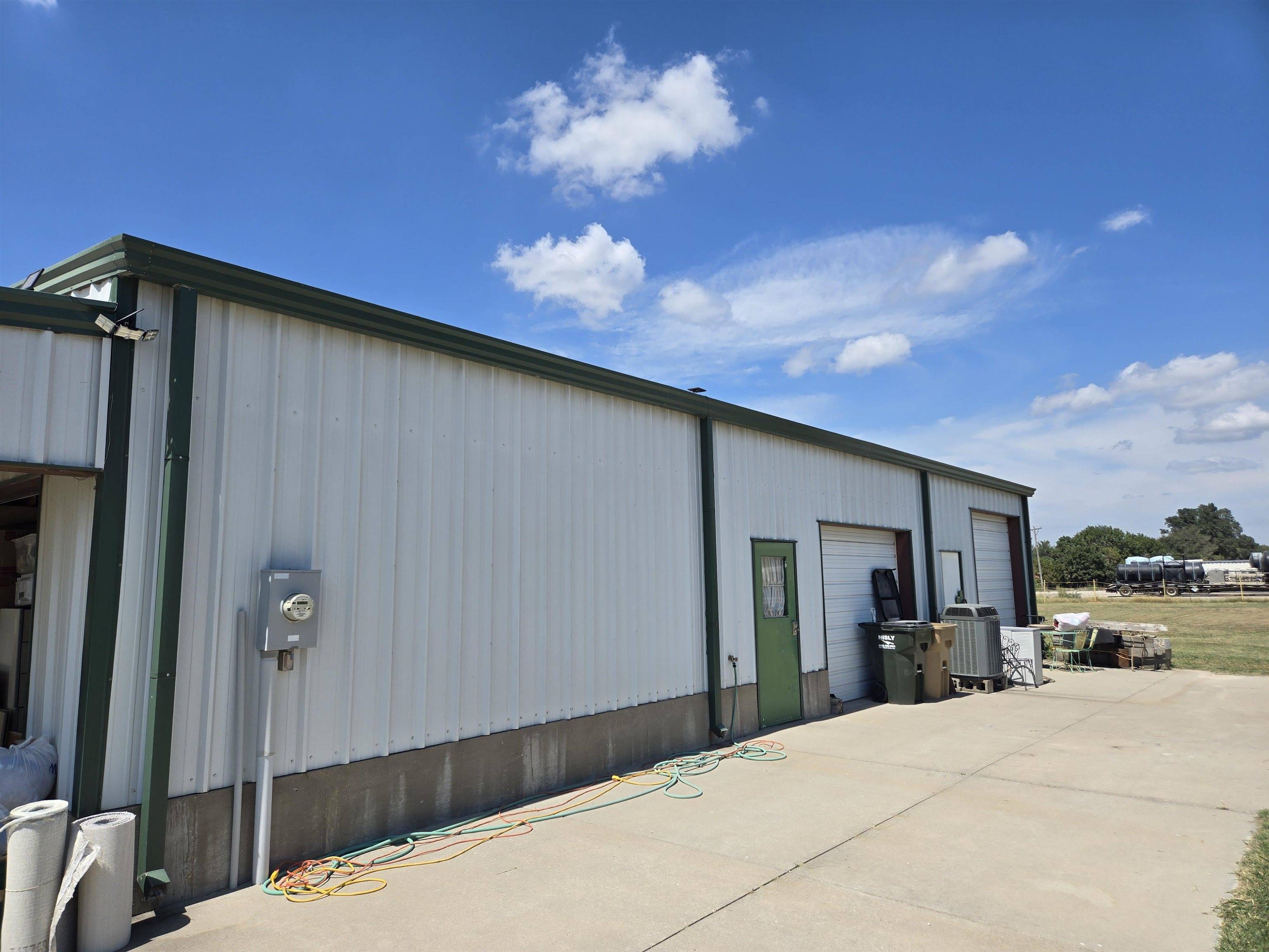 222 Commerce St, Walton, KS 67151