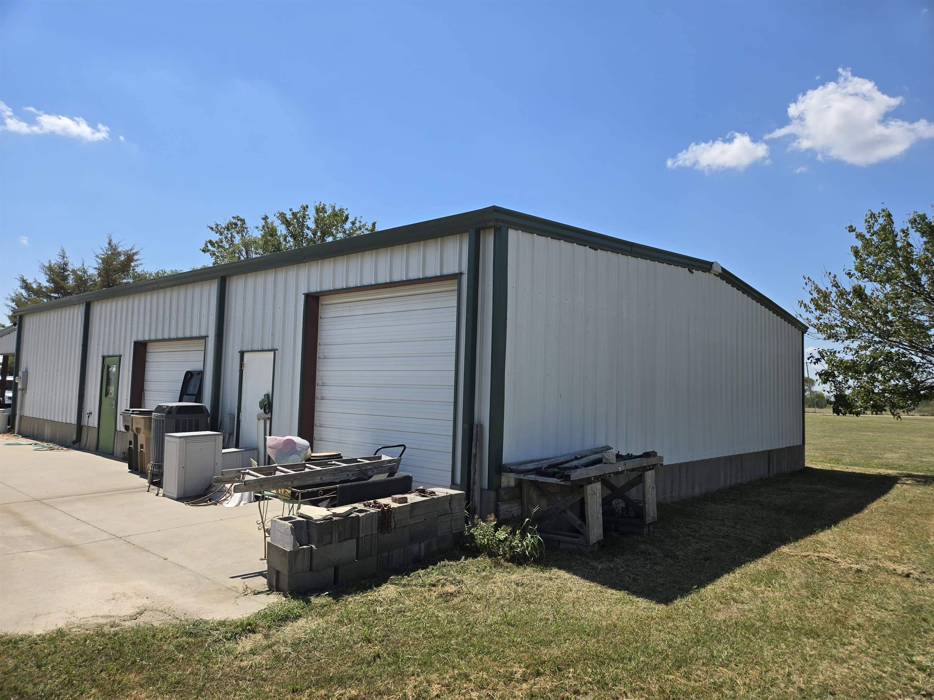 222 Commerce St, Walton, KS 67151