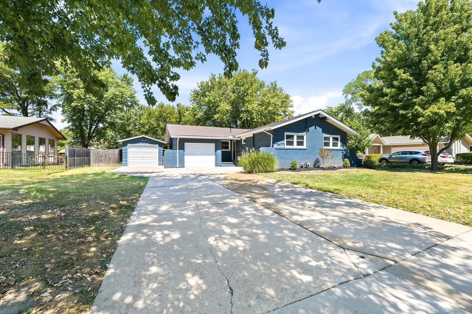 502 W Allison St, Andover, KS 67002
