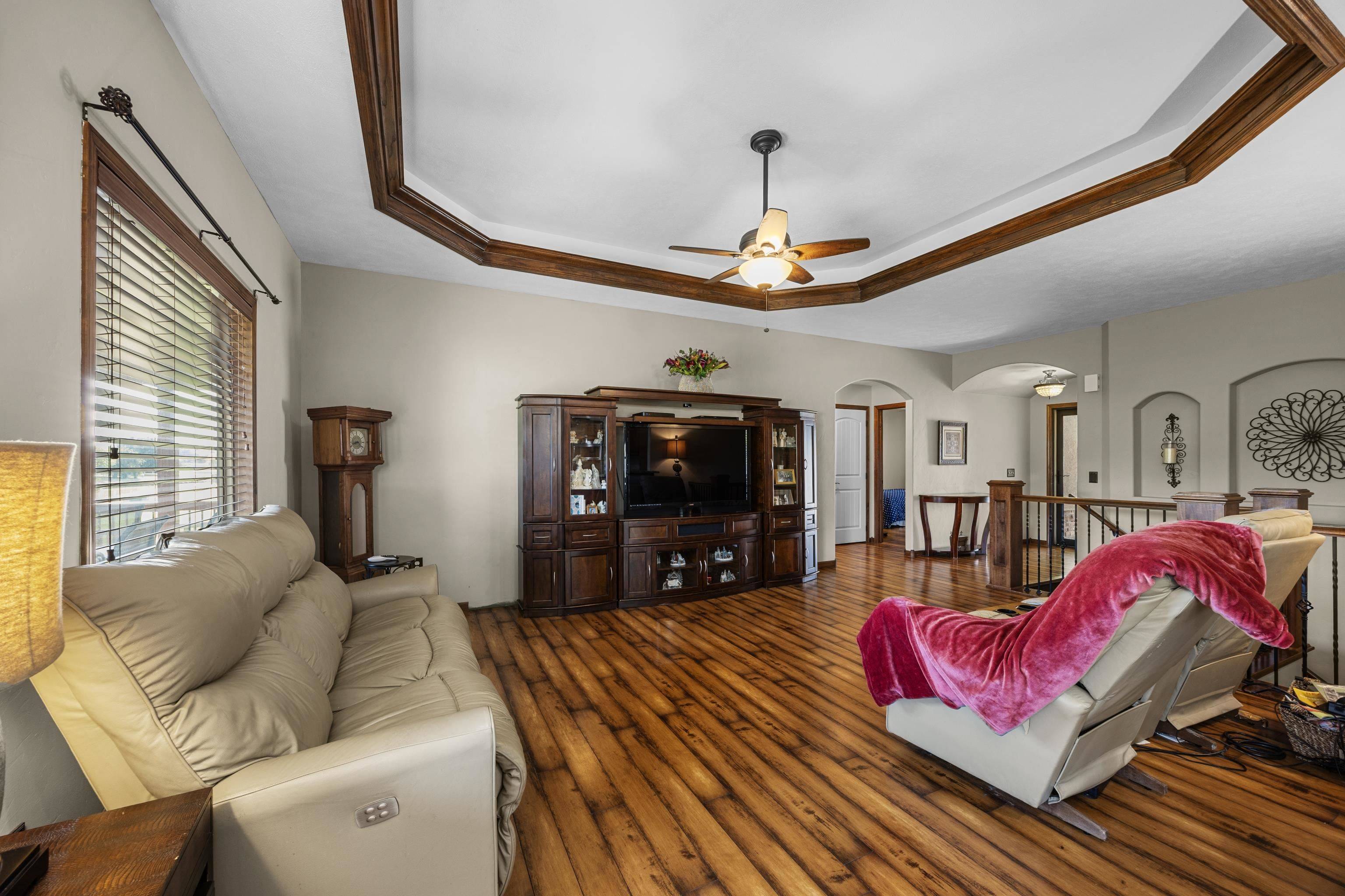 713 W 32nd, Hutchinson, KS 67502