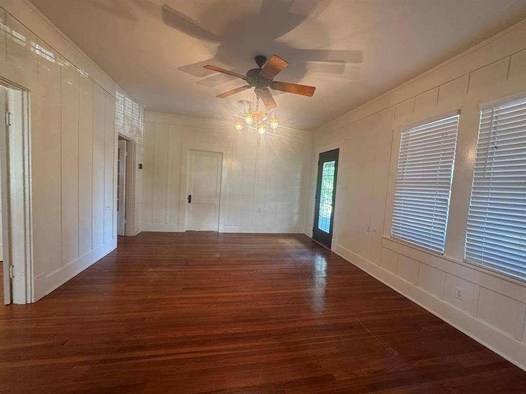 410 E Main Street, Wortham, TX 76693