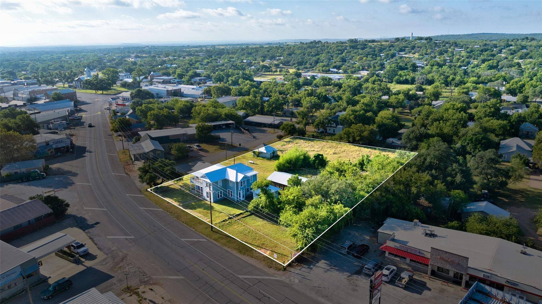 505 Ft McKavitt ST, Mason, TX 76856