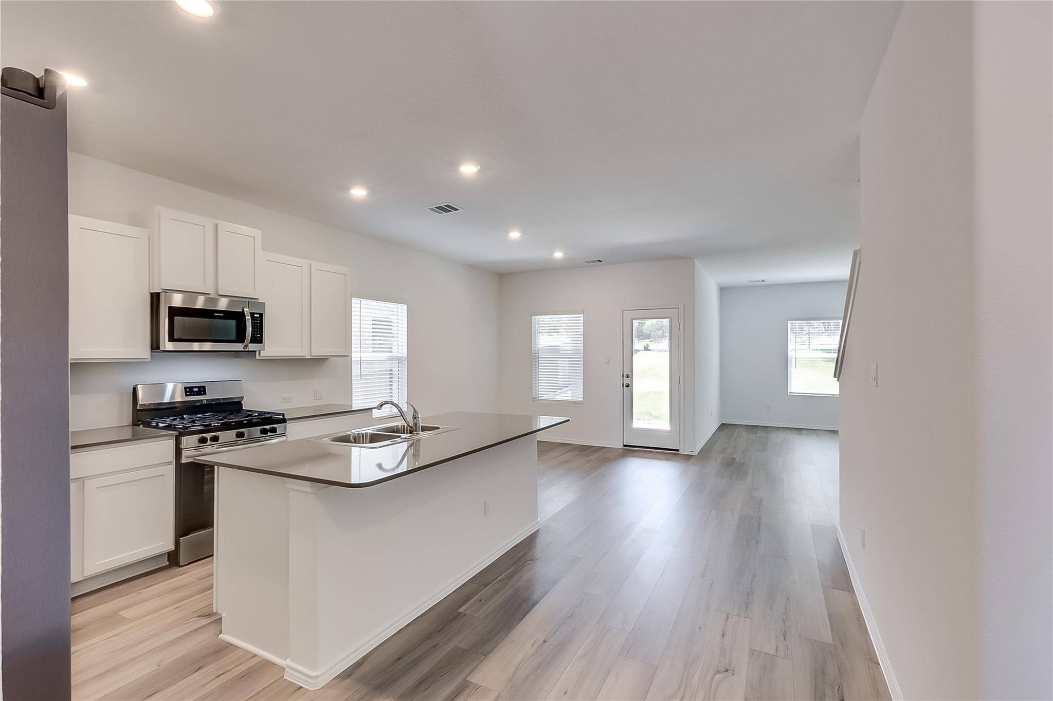 2001 Four Waters LOOP, Georgetown, TX 78628