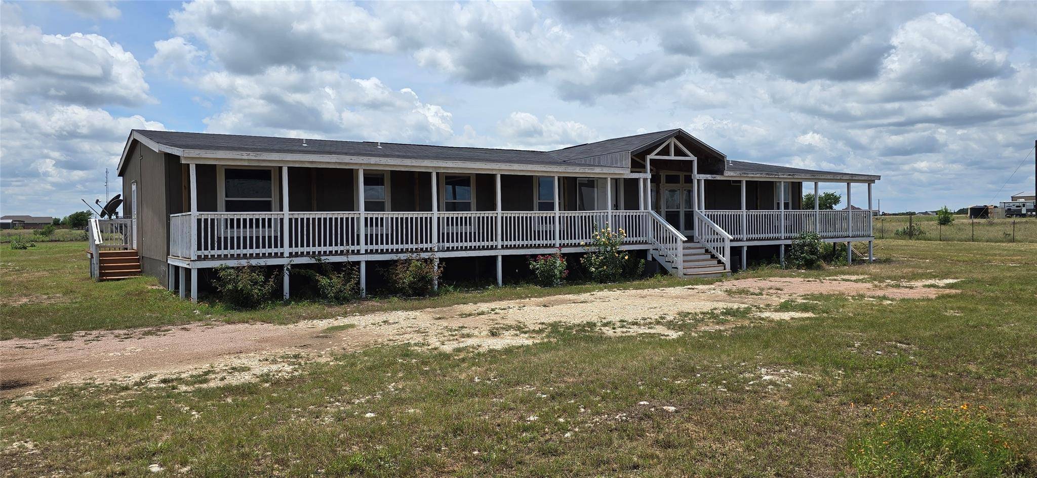 148 Sun View RD, Bertram, TX 78605