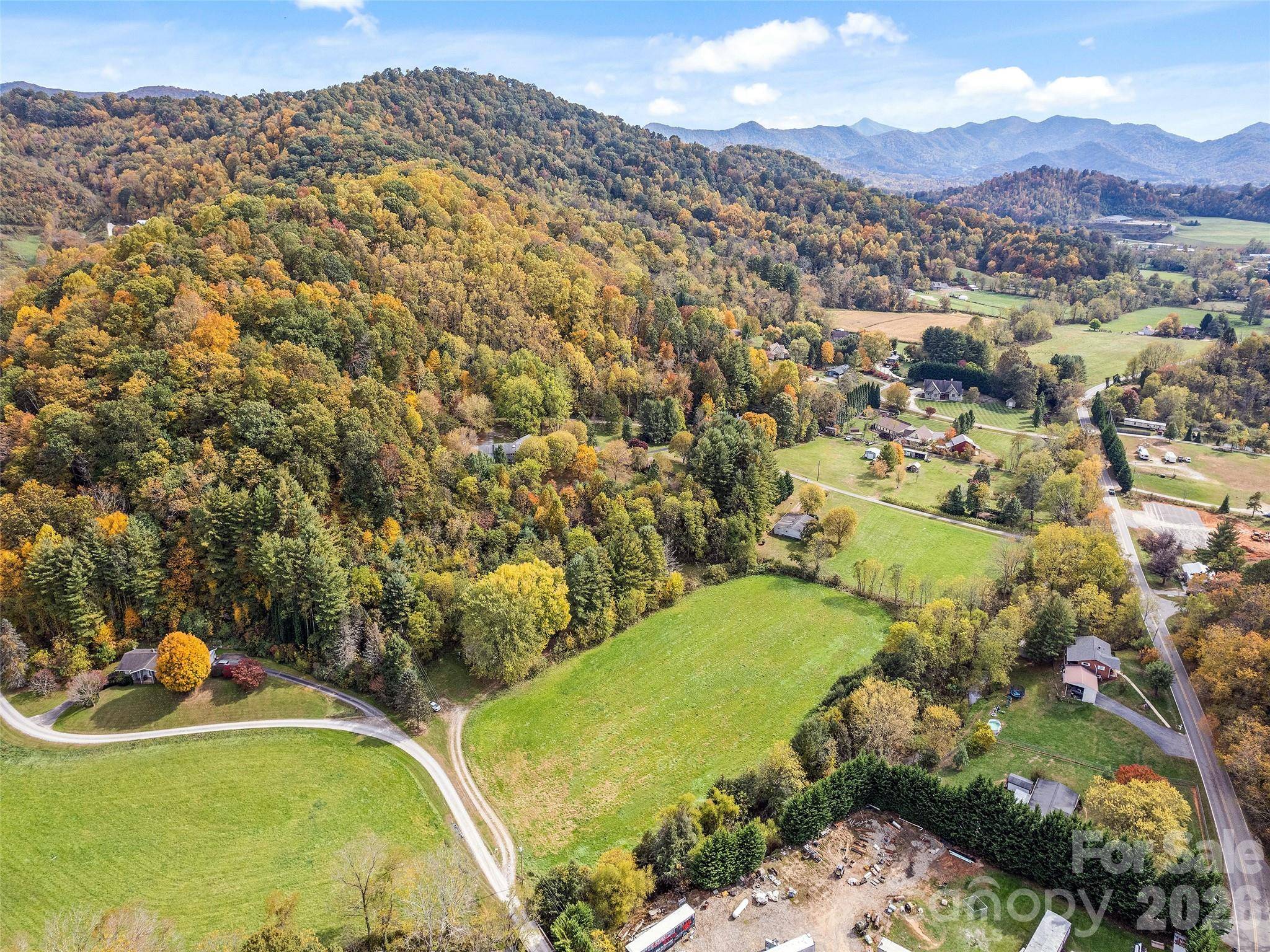 00 Carver Cove RD, Canton, NC 28716