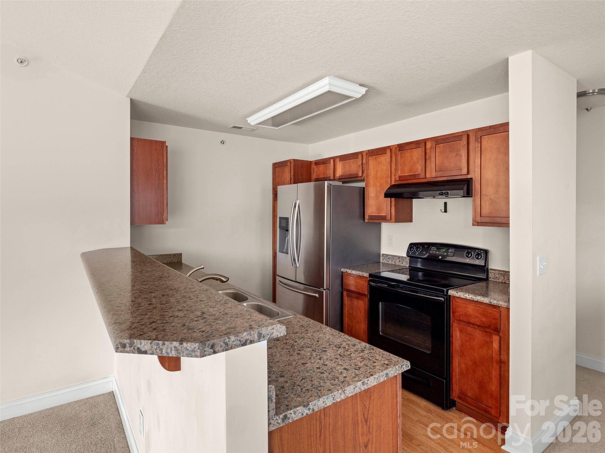 123 Foxden DR #201, Fletcher, NC 28732