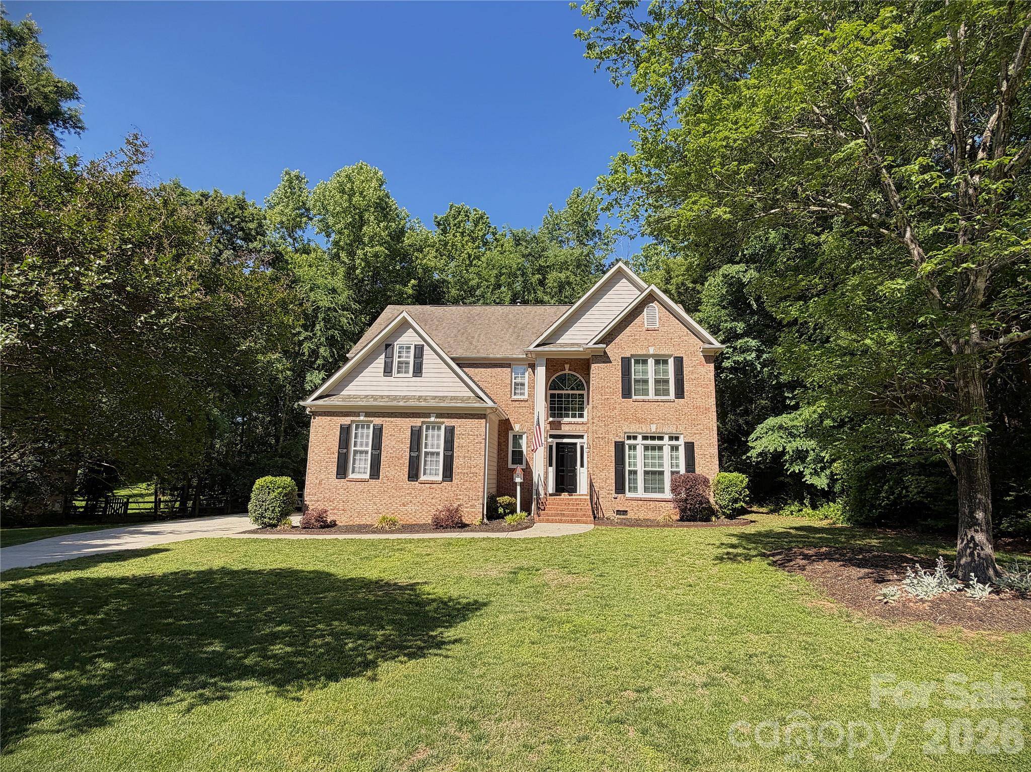 6000 Hunter LN, Matthews, NC 28104