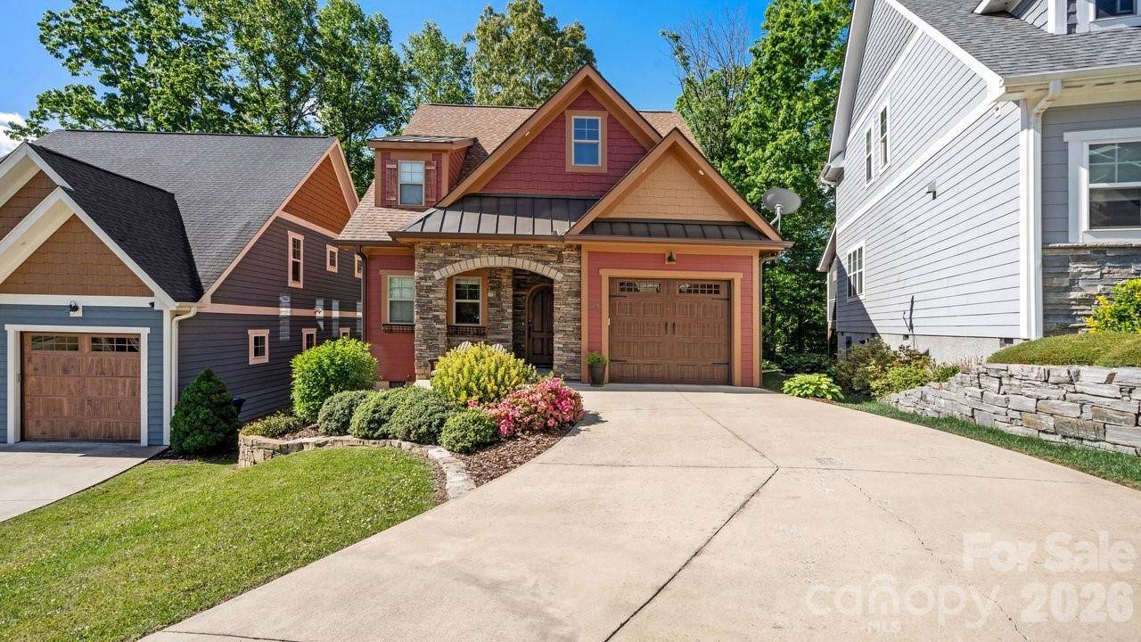 39 Tudor WAY, Black Mountain, NC 28711