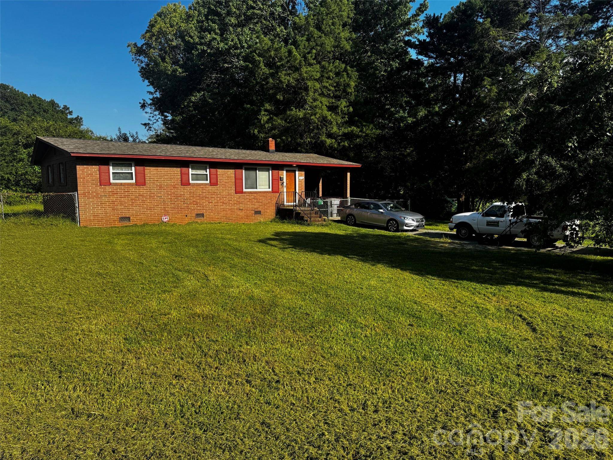 436 Drury DR, Charlotte, NC 28206