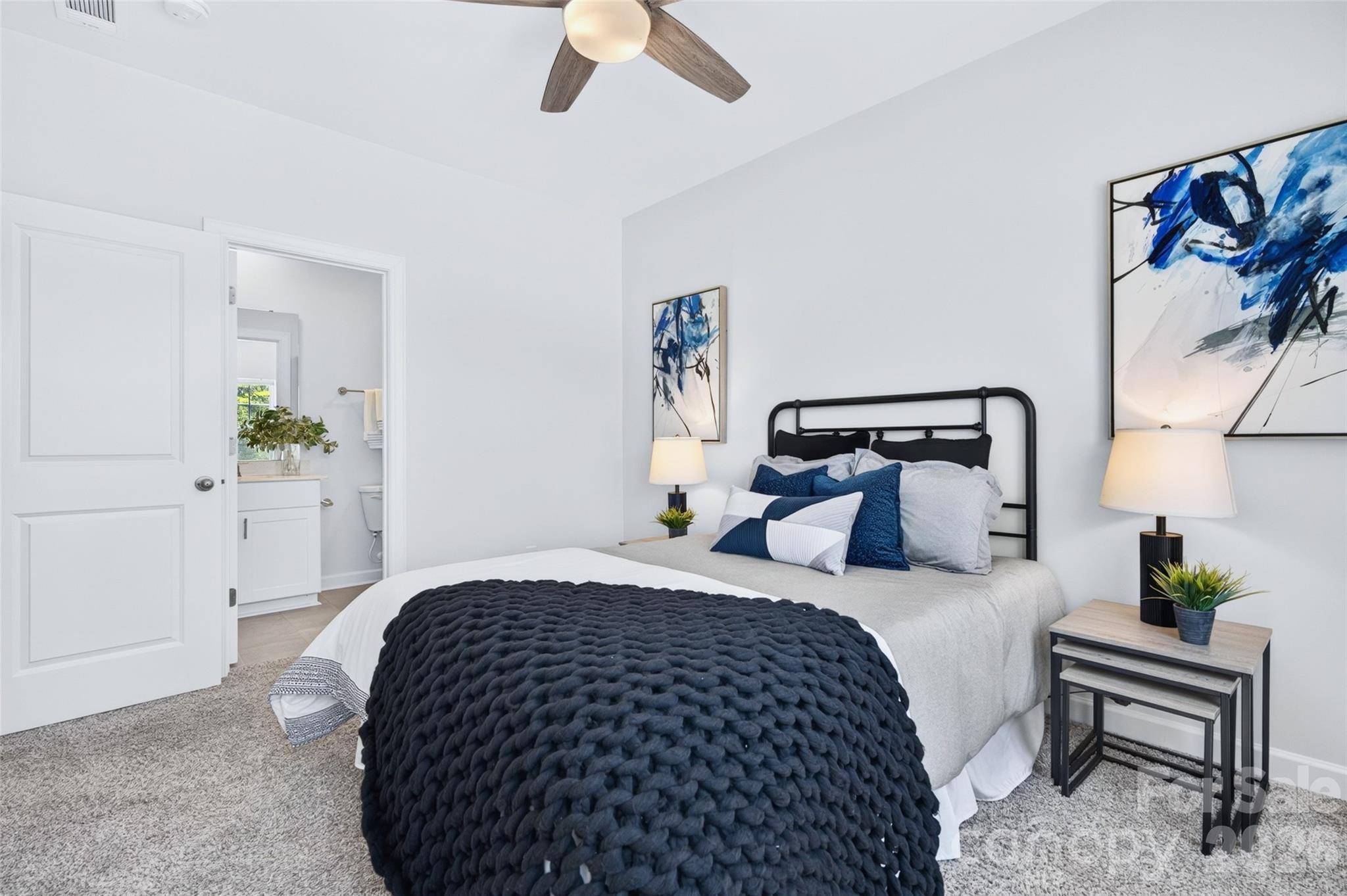 2522 Arbor Loop DR, Charlotte, NC 28217